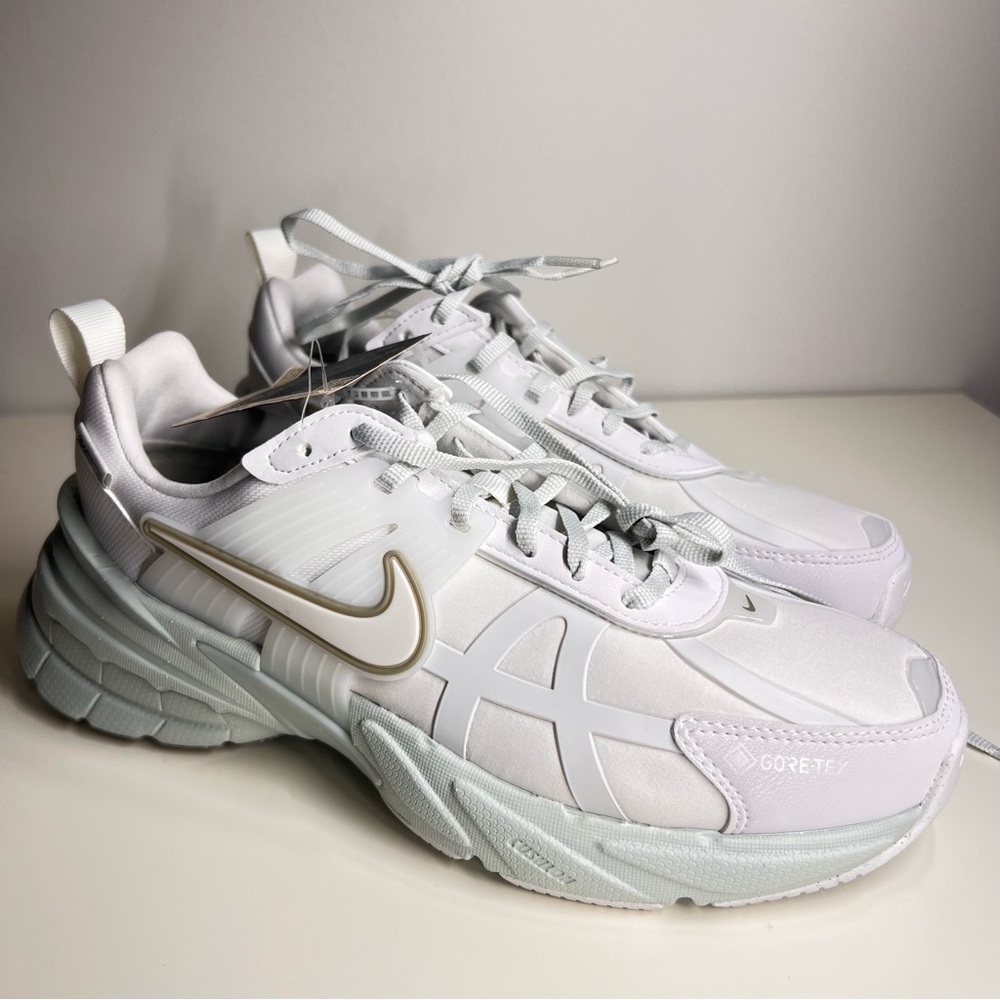 ✨ Nike V2K Run GORE-TEX Waterproof Sneakers - Summit White (W7)